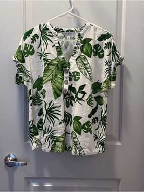 Catalina White Top with Green Tropical Leaf Print